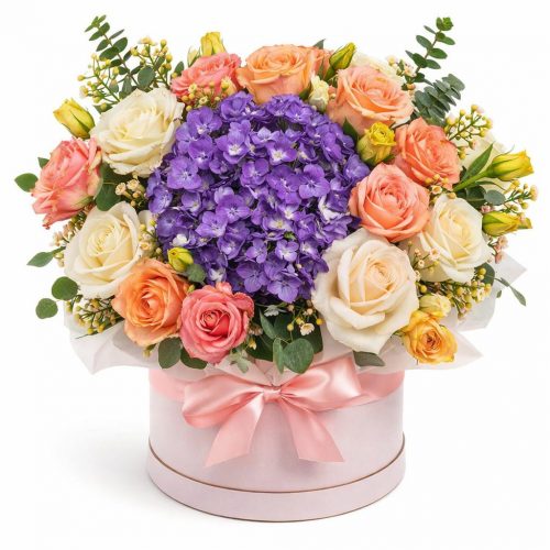 Цветы в шляпной коробке «Фиалковая фантазия»
