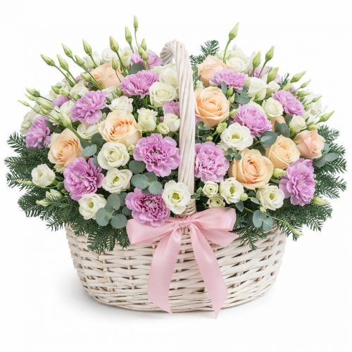 Цветочная композиция в корзине «Романтика»